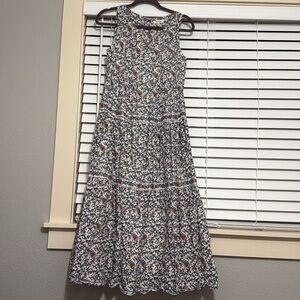 Max studio sleeveless tiered dress 100% cotton gently used super light